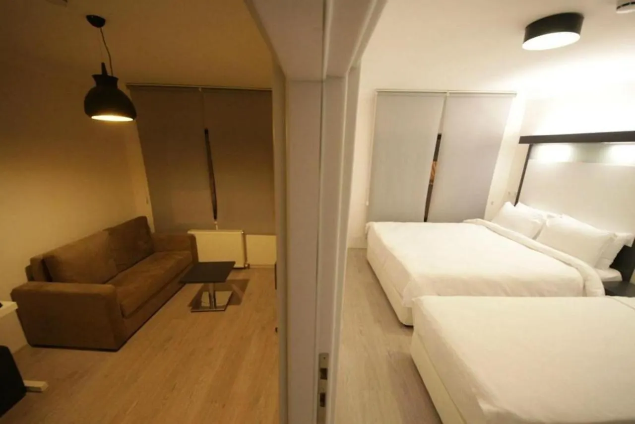 Hotels And Suites Platine